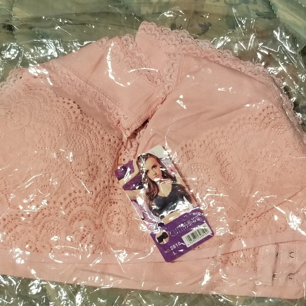 Cuttos Bra